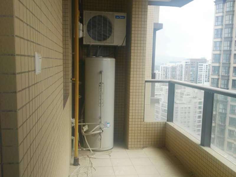 5室2廳4陽臺 俊發(fā)盛唐城星河郡（一期）客廳