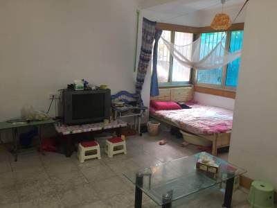 2室2廳1陽臺(tái) 金碧雅園