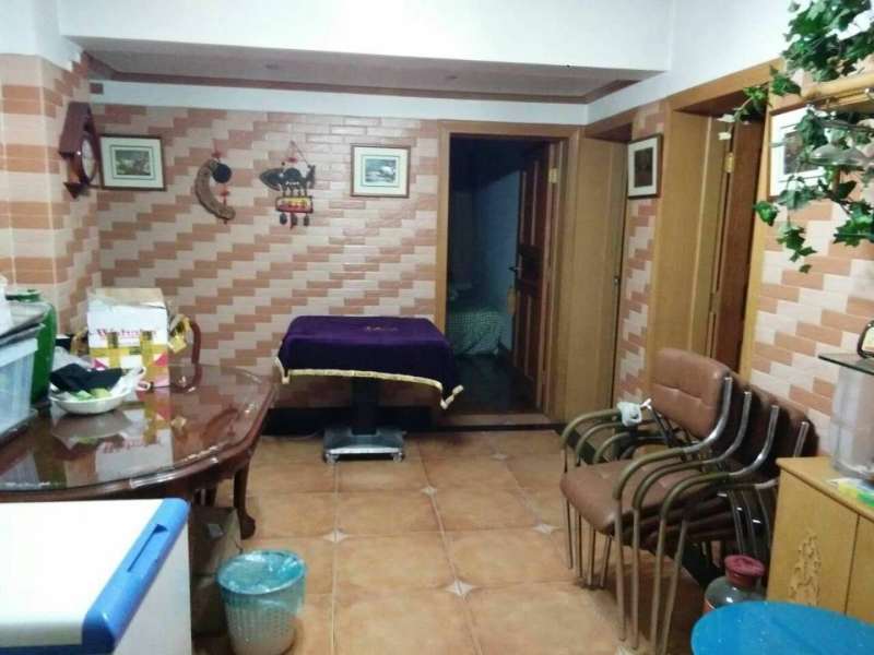 3室2廳1陽臺 秋苑小區(qū)客廳