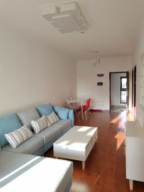 2室2廳1陽(yáng)臺(tái) 俊發(fā)逸天峰客廳