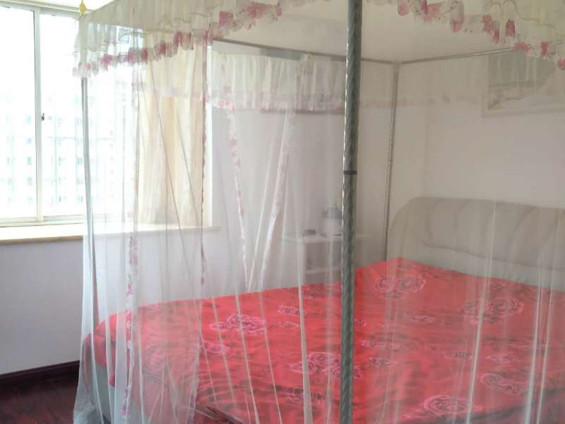 5室2廳2陽臺 夏意雅園臥室