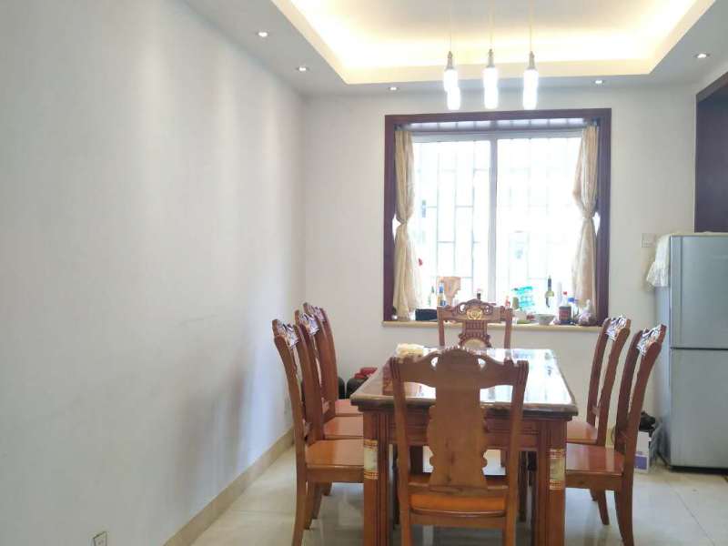 5室2廳2陽臺 夏意雅園餐廳