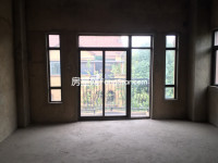 5室2廳3陽臺 滇池香緹別墅餐廳