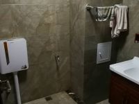 4室2廳2陽臺 東岸紫園別墅衛(wèi)生間