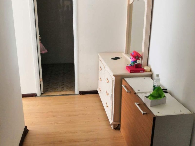 3室2廳2陽臺(tái) 世紀(jì)城探春苑書房