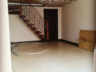 1室1廳1陽臺 昆明公路機(jī)械工程公司