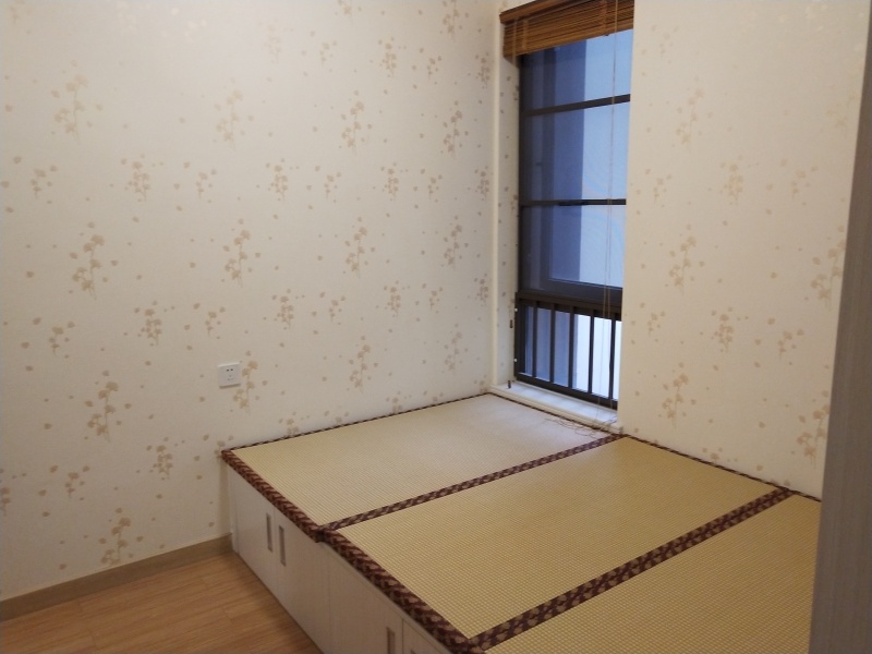 2室2廳1陽(yáng)臺(tái) 中海學(xué)府路8號(hào)臥室