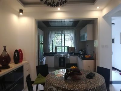 5室2廳2陽臺 楓林盛景西區(qū)