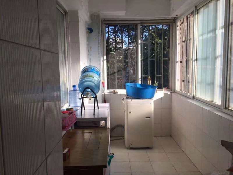 4室2廳2陽臺 昆明食用菌研究所宿舍(教場西路15號)陽臺