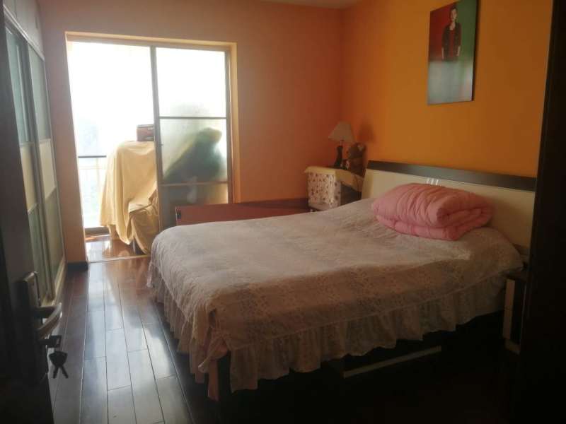 5室3廳4陽臺 天陽花園臥室