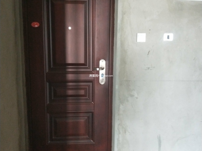 2室2廳1陽(yáng)臺(tái) 未名城A3門廳