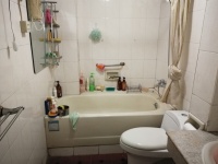 3室2廳1陽臺 金碧雅園衛(wèi)生間