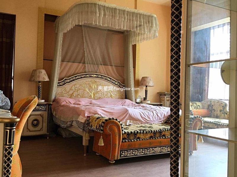 6室2廳3陽臺 滇池高爾夫別墅別墅臥室