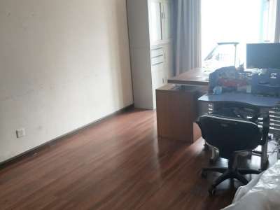 3室2廳2陽(yáng)臺(tái) 美麗家園