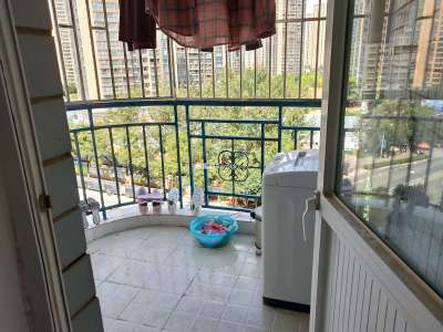 4室2廳2陽(yáng)臺(tái) 世紀(jì)城憶春苑