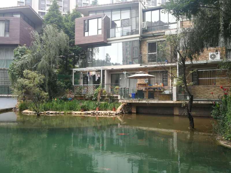 6室2廳3陽(yáng)臺(tái) 云南映象花好月圓一期別墅自家花園