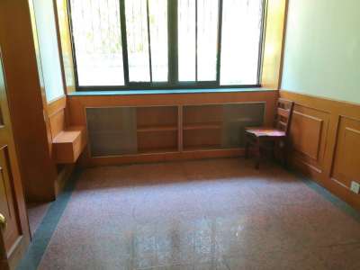 3室2廳1陽臺 理工大學蓮華校區(qū)