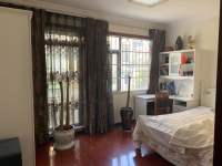 5室2廳3陽臺 林與堂別墅臥室