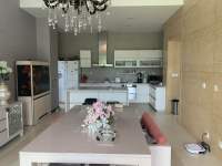 5室2廳3陽(yáng)臺(tái) 滇池高爾夫別墅別墅餐廳