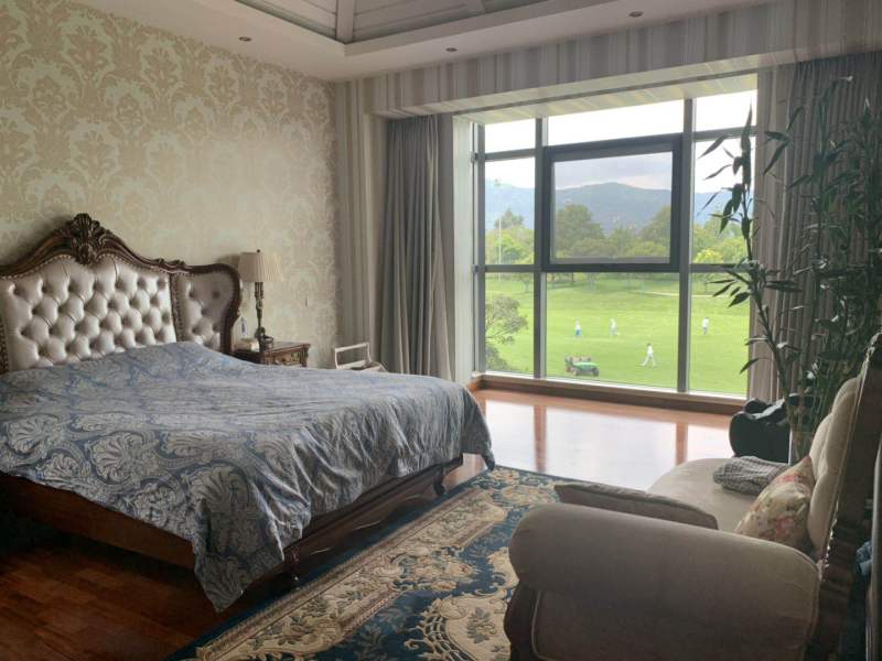 5室2廳3陽(yáng)臺(tái) 滇池高爾夫別墅別墅臥室