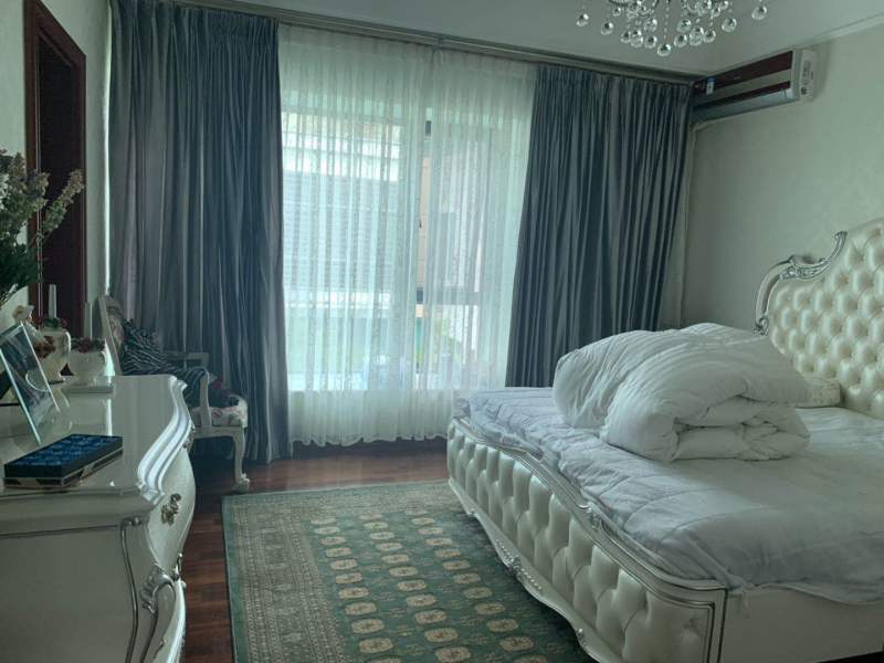 5室2廳3陽(yáng)臺(tái) 滇池高爾夫別墅別墅臥室