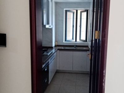 3室2廳1陽臺(tái) 恒大名都