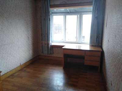 3室1廳1陽(yáng)臺(tái) 鳳翥街157號(hào)