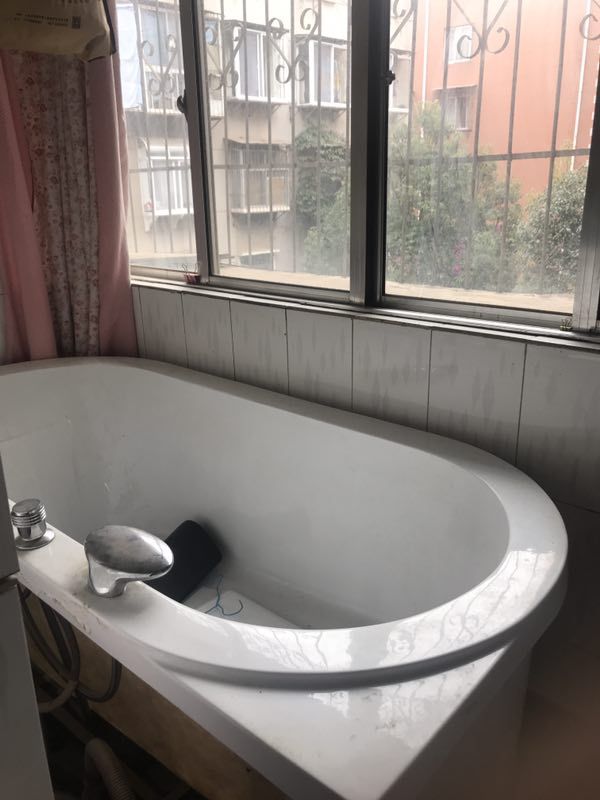 3室2廳4陽(yáng)臺(tái) 大綠水河2號(hào)客廳