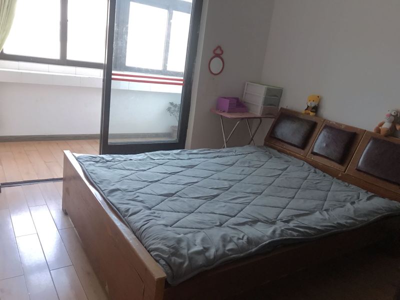 3室2廳1陽(yáng)臺(tái) 西華小區(qū)夏蓉里其他