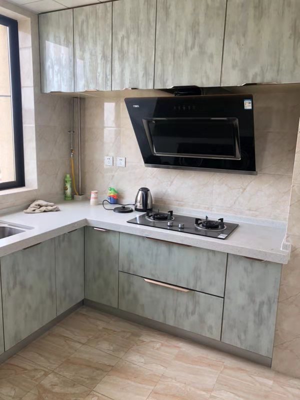 3室2廳3陽臺(tái) 綠地海珀瀾庭廚房