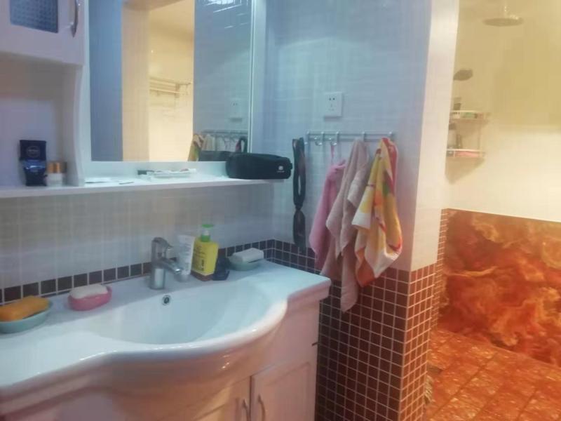 3室2廳 欣都龍城公寓衛(wèi)生間