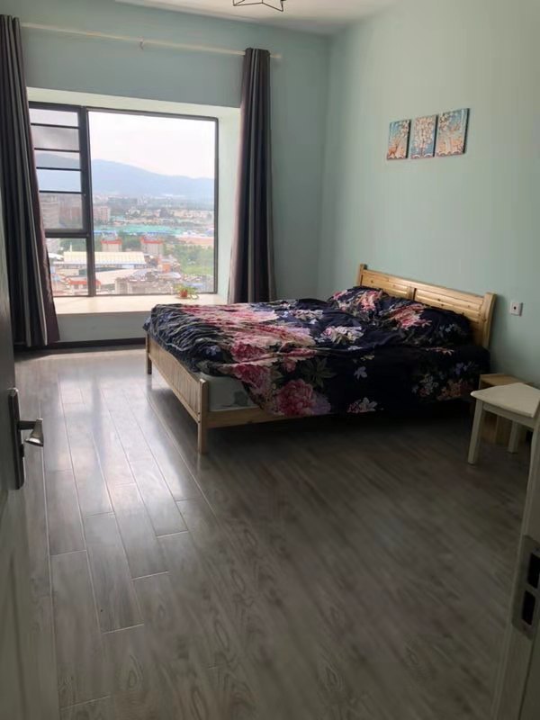 3室2廳3陽臺(tái) 綠地海珀瀾庭臥室