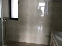 3室2廳3陽臺(tái) 綠地海珀瀾庭衛(wèi)生間