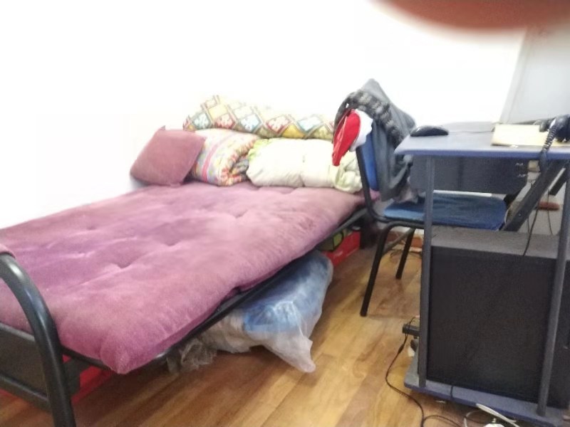 2室2廳1陽臺 藍色經(jīng)典現(xiàn)代洋房門廳