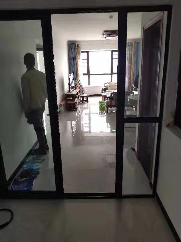 2室2廳1陽臺 七彩云南第壹城二期門廳