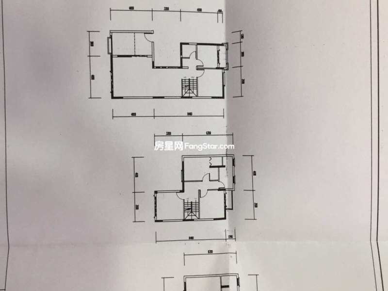 5室2廳3陽(yáng)臺(tái) 玫瑰灣小區(qū)別墅戶型圖