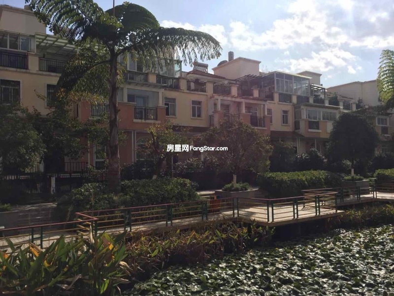 5室2廳3陽(yáng)臺(tái) 玫瑰灣小區(qū)別墅其他