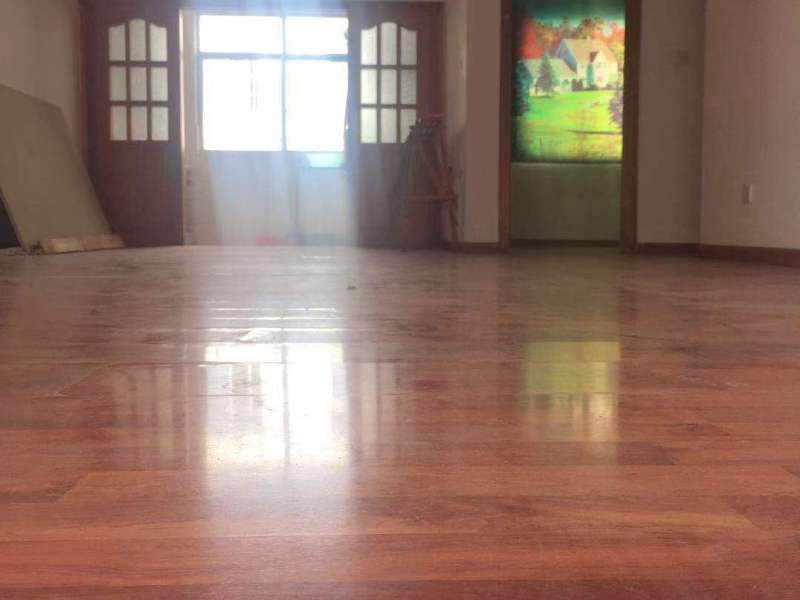 4室2廳2陽臺 凱苑小區(qū)餐廳