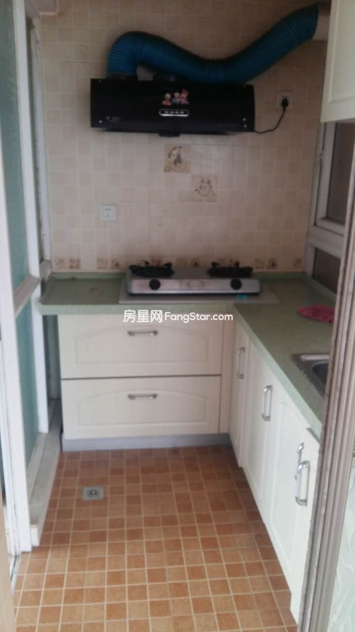 2室1廳1陽(yáng)臺(tái) 玫瑰灣小區(qū)公寓廚房