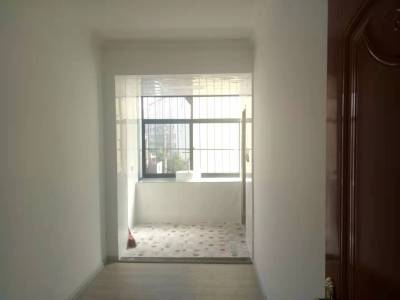 2室1廳1陽(yáng)臺(tái) 佴家灣散熱器廠宿舍