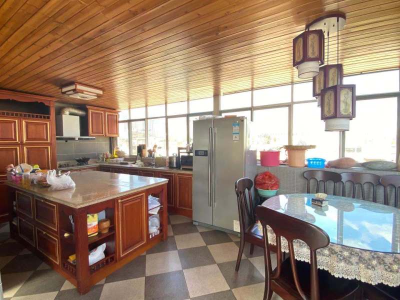 4室2廳2陽臺(tái) 寧康園別墅廚房