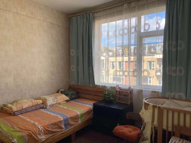 4室2廳2陽臺(tái) 寧康園別墅臥室