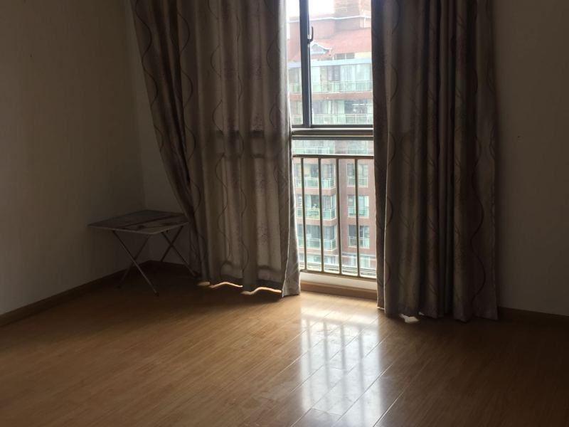 3室2廳1陽(yáng)臺(tái) 第三城丹槿園臥室