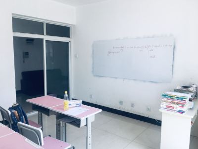 1室1廳1陽(yáng)臺(tái) 城市新光大廈