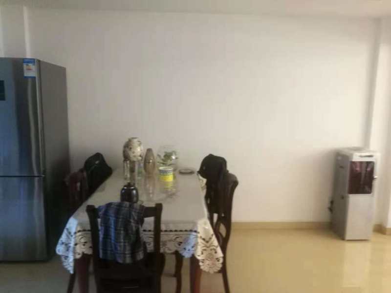 5室2廳3陽臺 香檳小鎮(zhèn)別墅餐廳