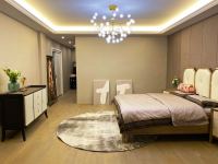 7室3廳5陽臺(tái) 綠地海珀瀾庭別墅臥室