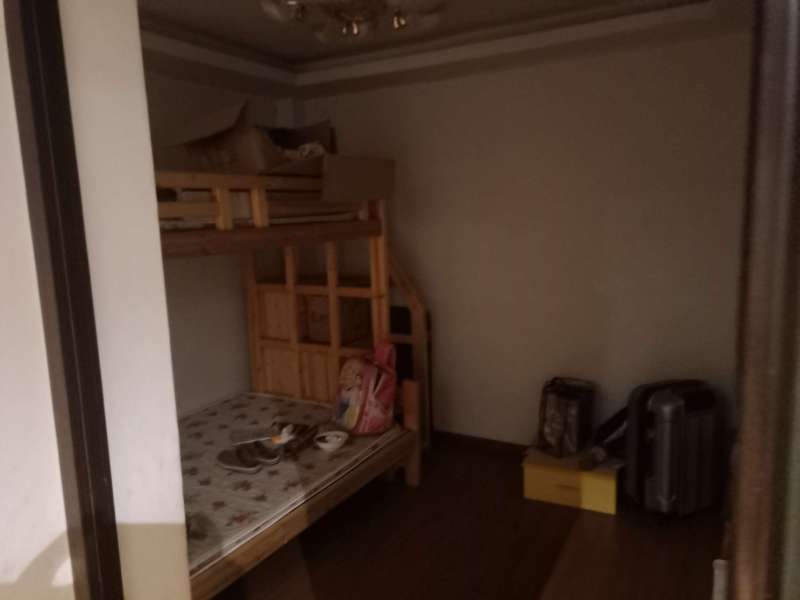 4室2廳2陽臺 新亞洲星匯園臥室