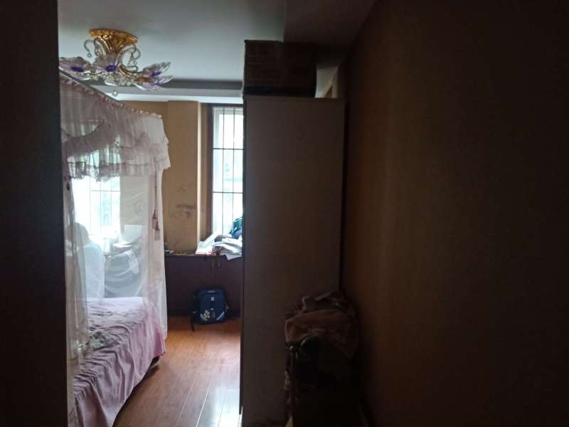 4室2廳2陽臺 新亞洲星匯園臥室