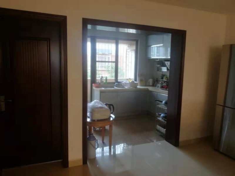 5室2廳3陽臺 香檳小鎮(zhèn)別墅廚房