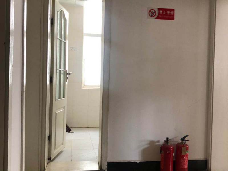 9室3廳2陽臺(tái) 鑫苑小區(qū)別墅客廳